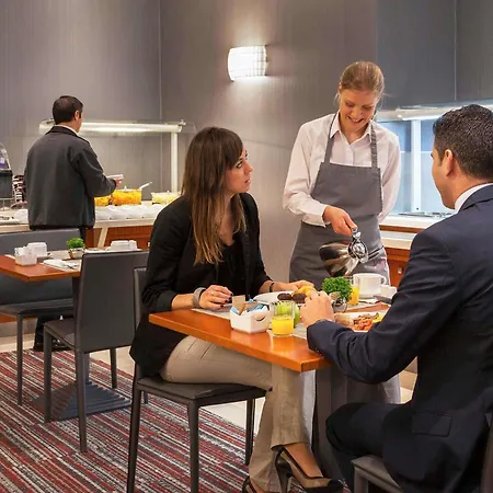 Hotel Mercure Lisboa-3